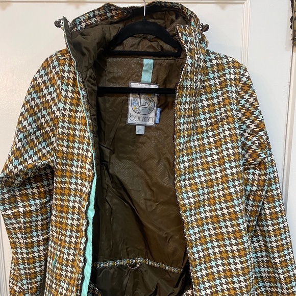 Like New Burton Jacket - Picture 1 of 5